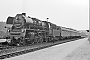 LKM 123046 - DR "35 1046-8"
08.06.1975 - Nossen, Bahnhof
Rudi Lehmann (Lokomotivbild-Archiv Stefan Kier)